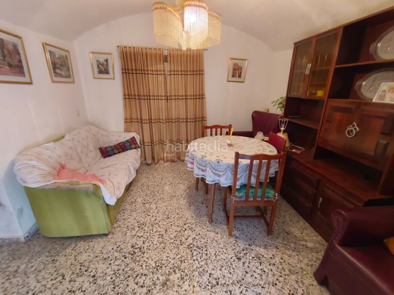 Foto 09cfda0d-2515-4e36-9fa1-a150b7d9c515. Casa amb xemeneia aparcament a Guadix