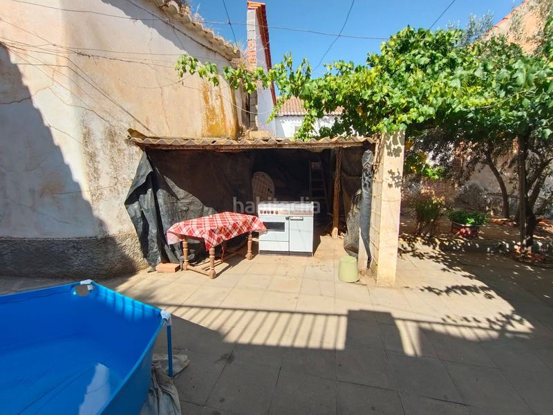 Foto 36ae90bc-a411-426a-8bd4-abcf3640b643. Casa amb xemeneia aparcament a Guadix