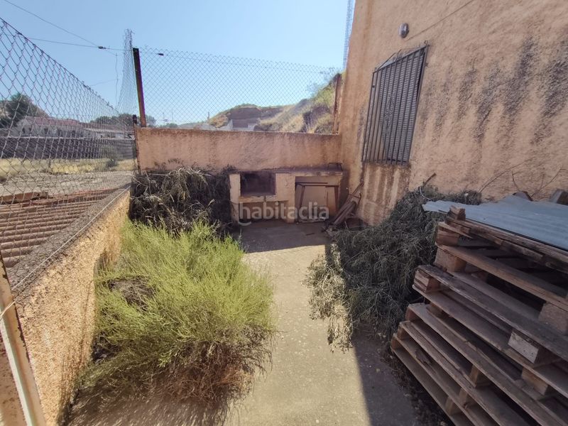 Foto e61f607a-76cc-42eb-9068-1ea21549e7be. Casa amb xemeneia aparcament a Guadix
