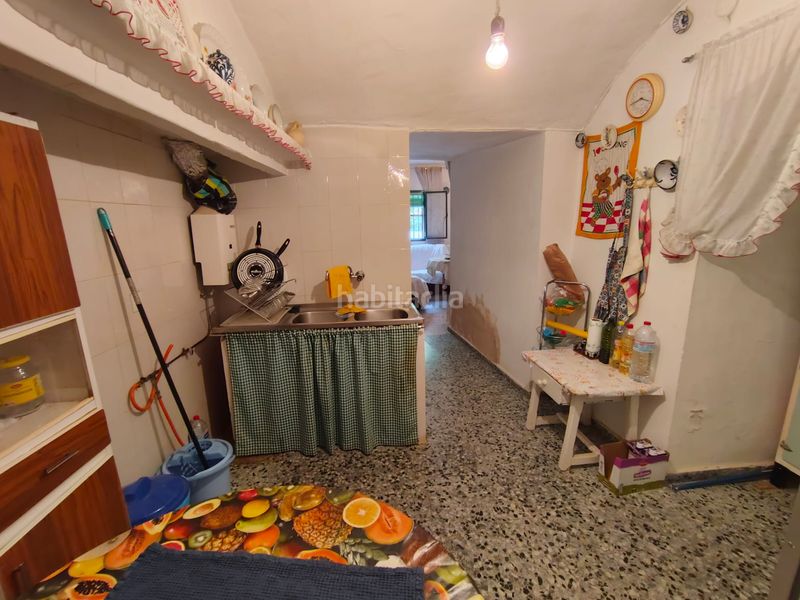 Foto e9d6d123-dc72-46b4-a821-b5473e64b5e5. Casa amb xemeneia aparcament a Guadix