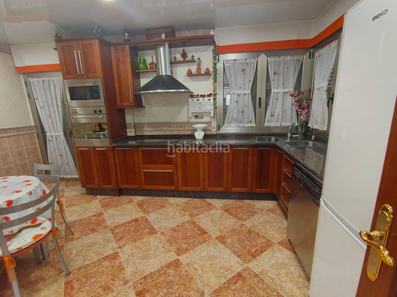 Foto 9812c883-0233-45c7-96cb-cb76cd0fb886. Casa amb xemeneia calefacció aparcament a Lanteira