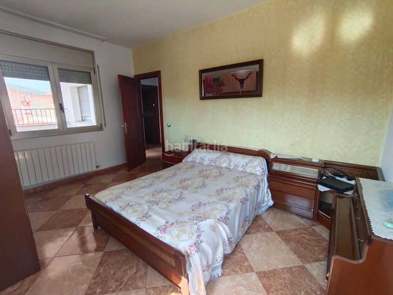 Foto bca3e442-9d71-4762-953c-c36d9dcbf4de. Casa amb xemeneia calefacció aparcament a Lanteira