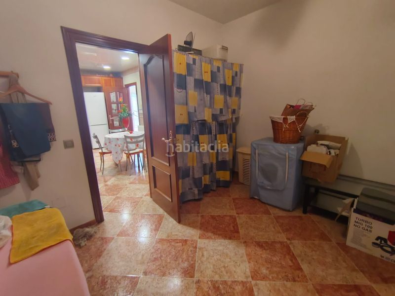 Foto fdc14f6c-7caf-491b-803b-431c60fc1a52. Casa amb xemeneia calefacció aparcament a Lanteira