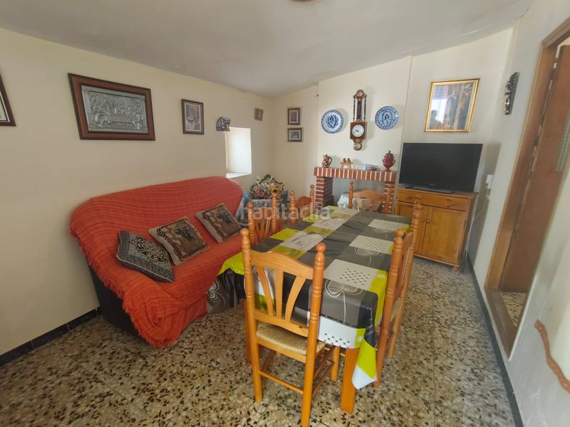 Foto 7c2df1e7-583f-4997-bd18-69cdd9e849ad. Casa adossada a Lanteira