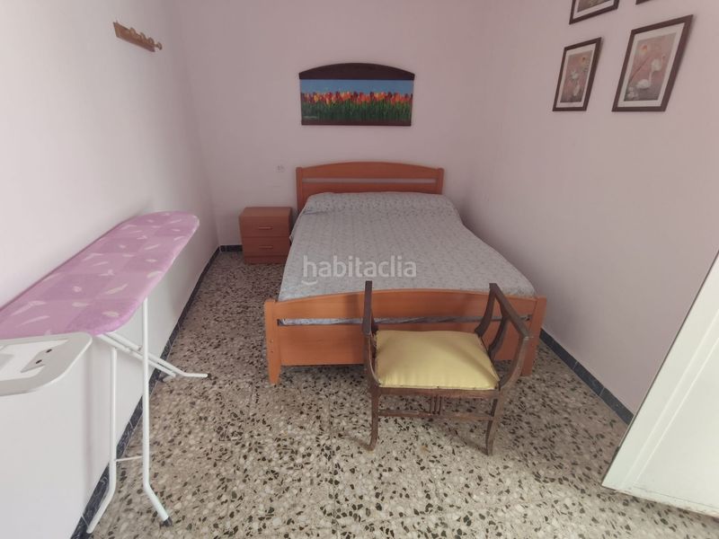 Foto cbb0a459-99e4-4811-b3dd-b8da48fd9f70. Casa adossada a Lanteira