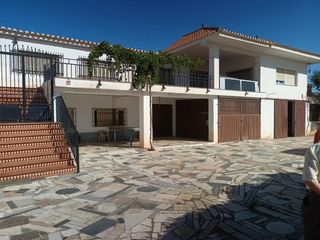 Chalet  Calle legado andalusí. Chalet de venta en guadix
