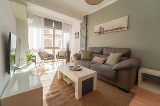 Appartement  Calle emilio de la cerda. Una vida junto al mar: piso reformado en huelin playa, amplio y