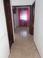 Casa a Núcleo urbano. Oportunidad para inversor.es