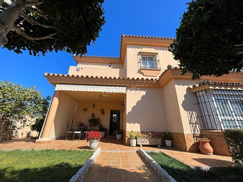 Foto c4c53b2a-72ef-44bd-8e25-f49ee7fdb6a9. Xalet a Las Lagunas - Campano Chiclana de la Frontera