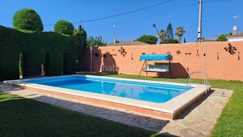 Foto 211f5fb8-a7f5-48fd-b125-8eab6c766817. Chalet  en zona témpano en Las Lagunas - Campano Chiclana de la Frontera