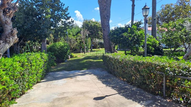 Foto 346f3302-952f-46de-bd0f-8decd9f3d2c8. Chalet  en zona témpano en Las Lagunas - Campano Chiclana de la Frontera