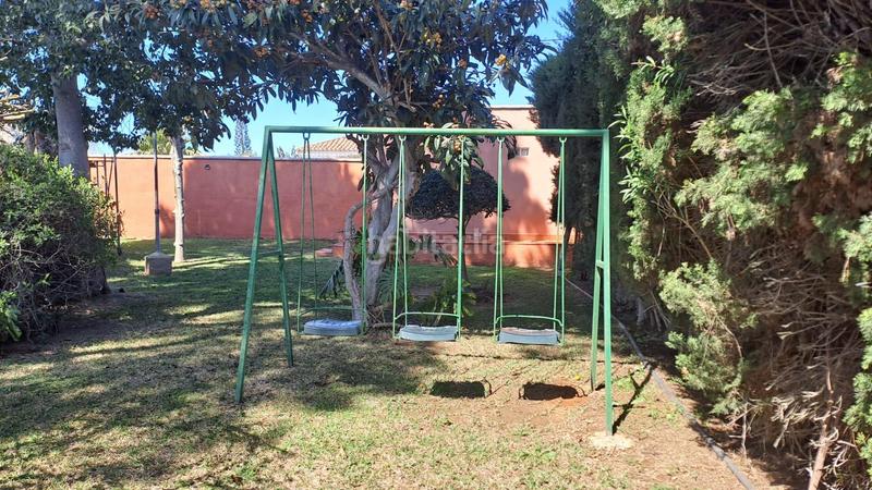 Foto 98bf349c-1c4f-4bd7-9e6e-a16602bb85a2. Chalet  en zona témpano en Las Lagunas - Campano Chiclana de la Frontera