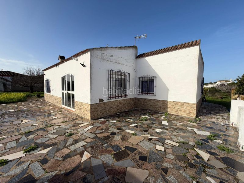 Foto 1463347f-c343-4ab0-9390-b23a5f9dcb1e. Chalet finca con dos viviendas en molino viejo 1.935 m2 de parcela. en Chiclana de la Frontera