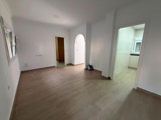 Piso en Astilleros - La Paz  - Loreto - El Corte Inglés. A pocos minutos de el corte inglés de cádiz