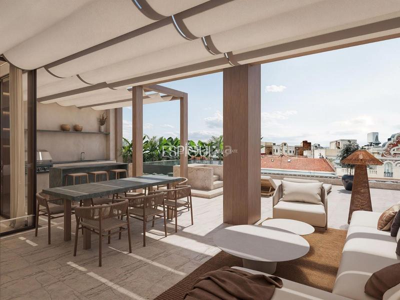 Foto 0cc6ec12-0c65-4a8e-b6db-7eebcbc2824f. Ático  en venta a reformar en Jerónimos en Jerónimos Madrid