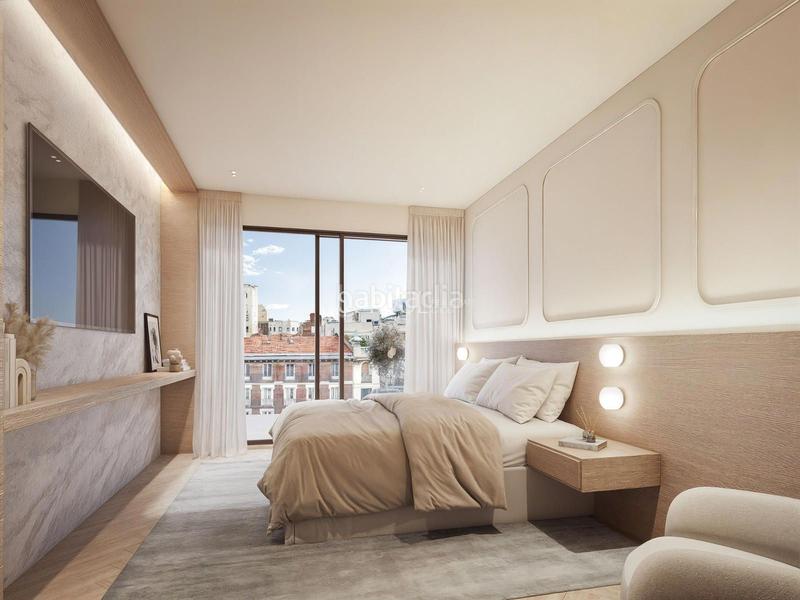 Foto b001f591-4023-49e4-81bb-4e36b9b5e32b. Ático  en venta a reformar en Jerónimos en Jerónimos Madrid