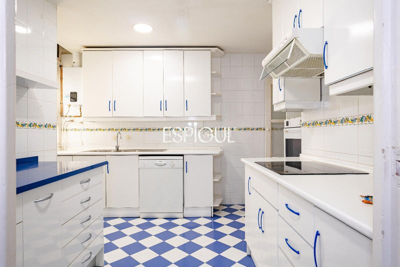 Foto 0c810512-63f0-4b58-b42a-e245db4690c5. Pis amb calefacció a Recoletos Madrid