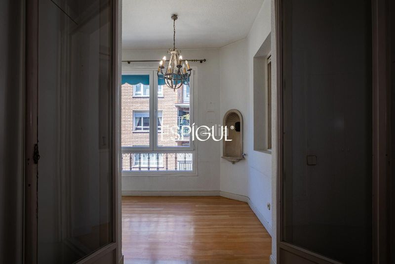 Foto 116ee1de-179e-44c2-bb60-81f0393b0c21. Pis amb calefacció a Recoletos Madrid