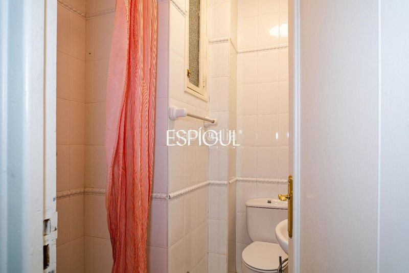 Foto 16584c5d-c852-421a-b071-21185858f4d1. Pis amb calefacció a Recoletos Madrid