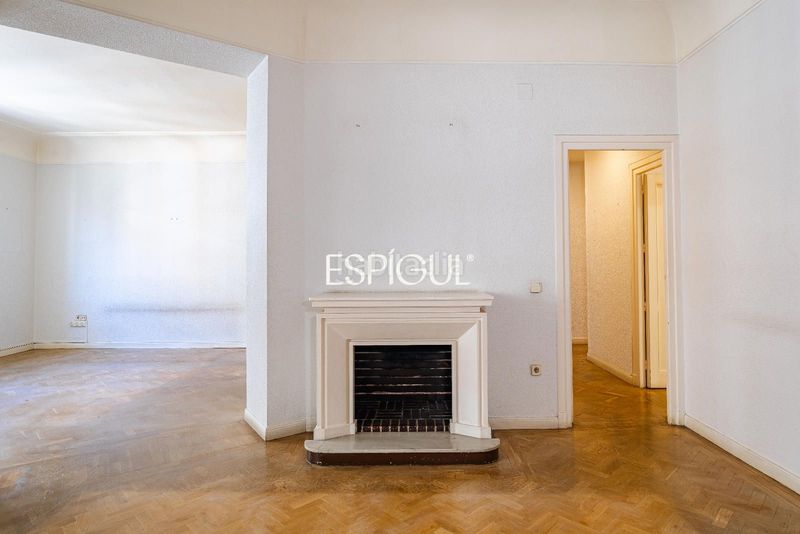 Foto 9bd9bf02-697a-4837-a1bb-72e25147d223. Pis amb calefacció a Recoletos Madrid