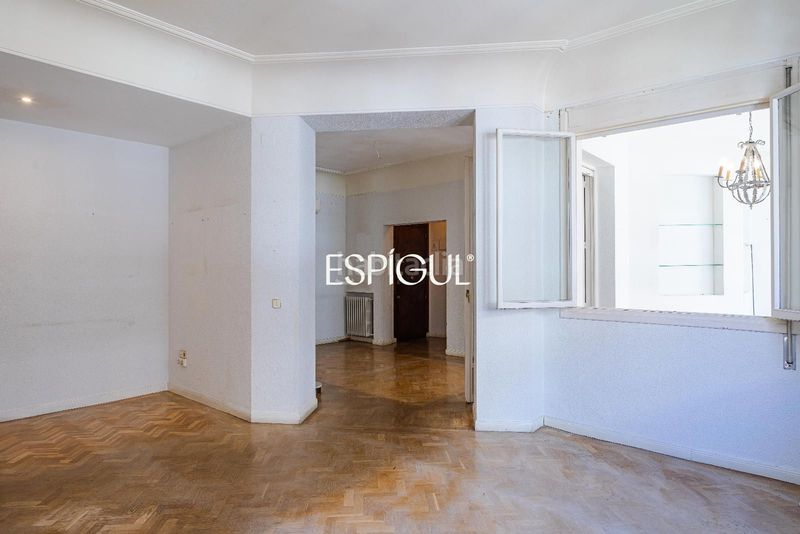 Foto df75663c-c2b3-46e1-ae16-2a87a081b041. Pis amb calefacció a Recoletos Madrid