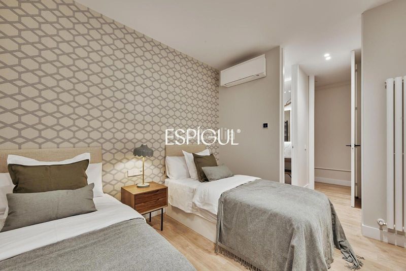 Foto 1b9ae92c-96bf-4aa9-b557-36cb15d7fa96. Pis amb calefacció aparcament piscina a Hispanoamérica-Bernabéu Madrid