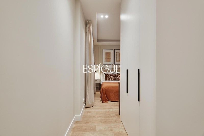 Foto 20b18f8e-b606-4440-9856-c4e63d78afd8. Pis amb calefacció aparcament piscina a Hispanoamérica-Bernabéu Madrid