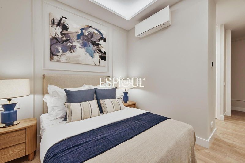 Foto 7aeba81e-ee0a-40df-870f-634d0462b4df. Pis amb calefacció aparcament piscina a Hispanoamérica-Bernabéu Madrid