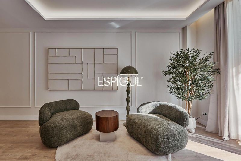 Foto 89af43c7-52e7-43a5-a648-79f4707ae6f6. Pis amb calefacció aparcament piscina a Hispanoamérica-Bernabéu Madrid