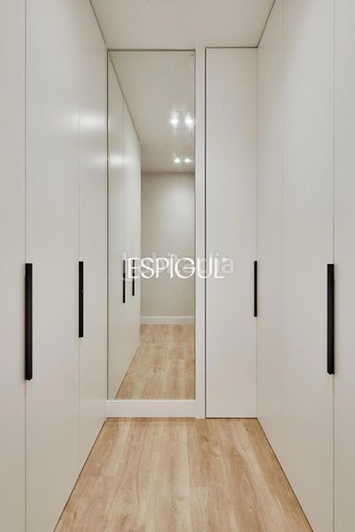 Foto a838eee0-fd4c-45eb-9b90-080ea00e433b. Pis amb calefacció aparcament piscina a Hispanoamérica-Bernabéu Madrid