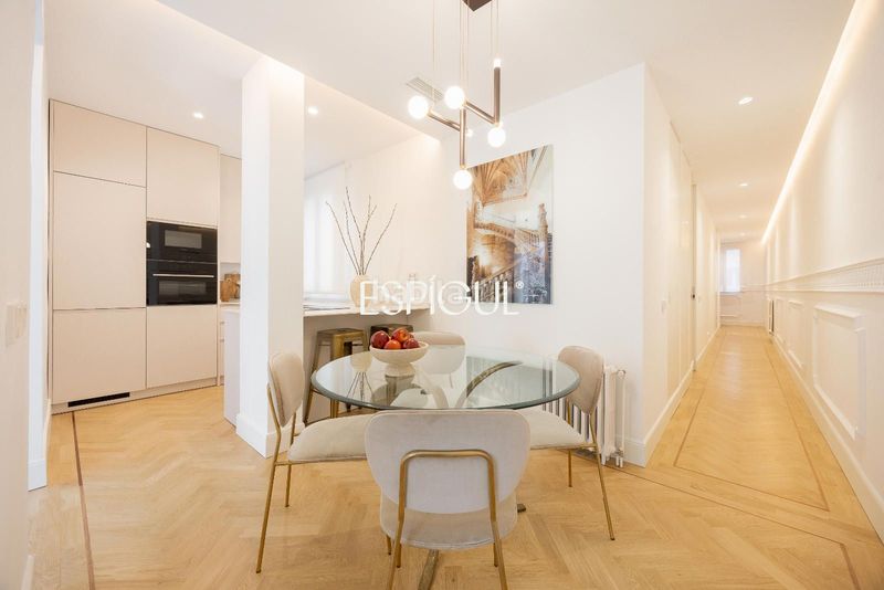 Foto ff9860b4-f049-48b5-8fdd-c7b60b7165f9. Pis amb calefacció a Castellana Madrid