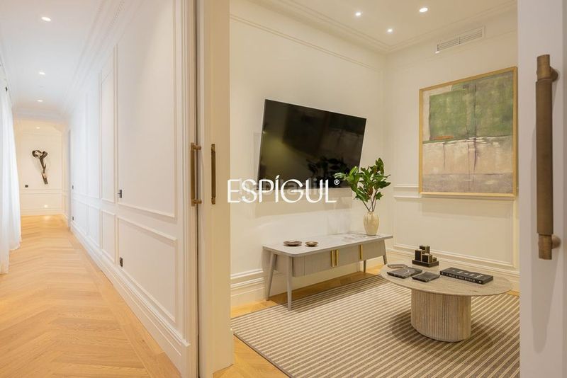 Foto 20baacb1-e9fd-4e63-a548-97ca36571265. Pis amb calefacció a Recoletos Madrid