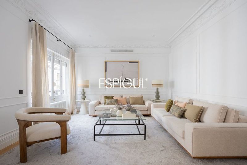 Foto 42f60412-bb53-4d1b-bb0f-ffc75f407a59. Pis amb calefacció a Recoletos Madrid