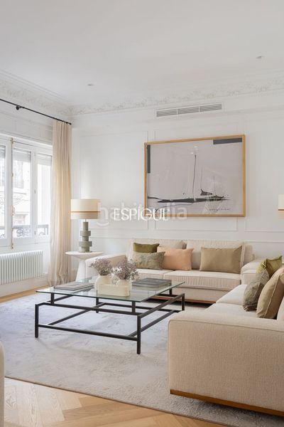 Foto 803a66cb-c9cc-4907-b9ac-fa24f43184bc. Pis amb calefacció a Recoletos Madrid