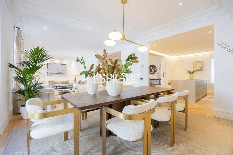 Foto 8f65a9d8-c666-4845-9c9e-b52613ec9b0e. Pis amb calefacció a Recoletos Madrid