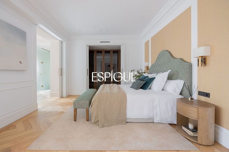 Foto 97406c29-7f49-4627-bba0-1ea07b3c6d2f. Pis amb calefacció a Recoletos Madrid