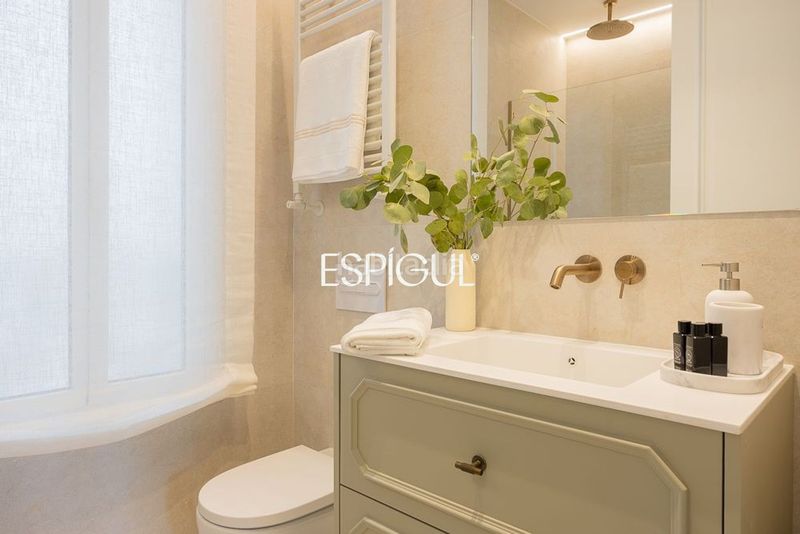 Foto deaccd9b-85cf-4c5e-a316-7ae4e6057287. Pis amb calefacció a Recoletos Madrid