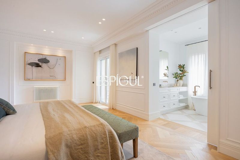 Foto f9b91985-6dad-4f99-a868-422e25597b60. Pis amb calefacció a Recoletos Madrid