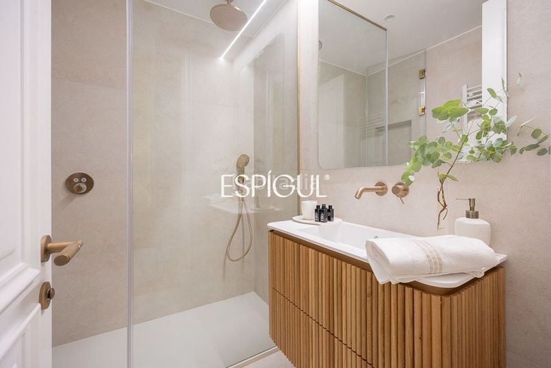 Foto 1400c381-3397-4be1-8d07-81ecd1b49b36. Pis amb calefacció a Castellana Madrid