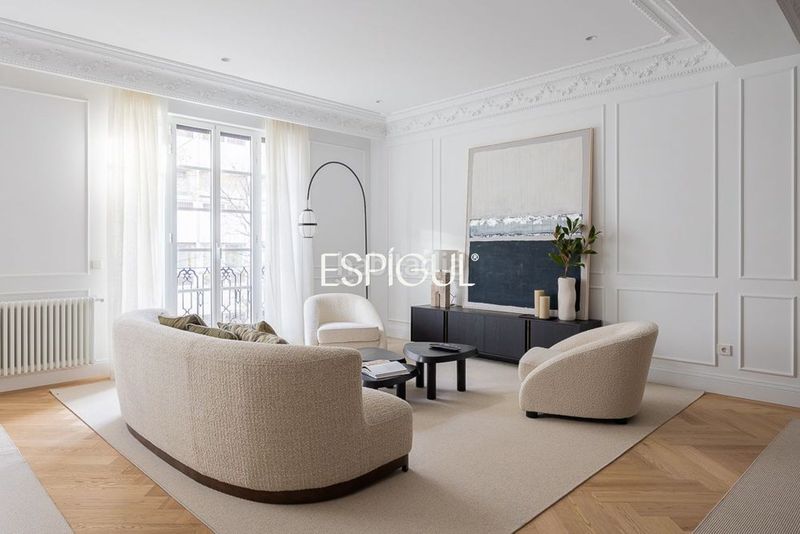 Foto 14f6768b-5a6c-4b69-b683-e0de9ef4d607. Pis amb calefacció a Castellana Madrid