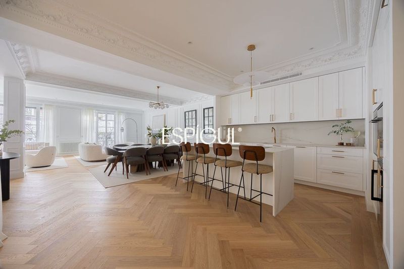 Foto 18d586af-7e51-4154-975c-513f8fa064af. Pis amb calefacció a Castellana Madrid