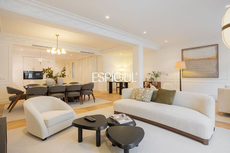 Foto 8e67674f-8af2-48ae-8de8-2b5493bd1fd1. Pis amb calefacció a Castellana Madrid