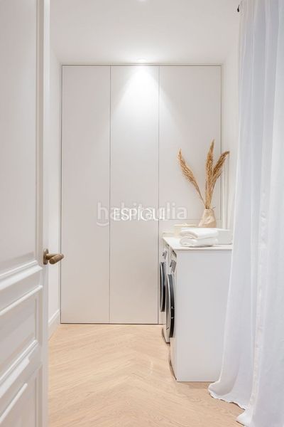 Foto 1b952336-8958-4887-bf77-4a27f839ee45. Pis amb calefacció a Recoletos Madrid