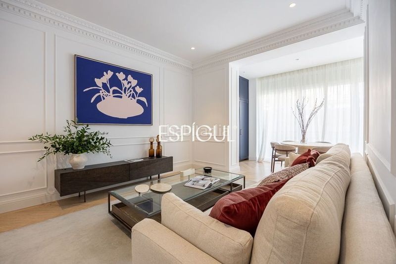 Foto 47963658-28a7-4250-9c37-7d60f70e0f2f. Pis amb calefacció a Recoletos Madrid