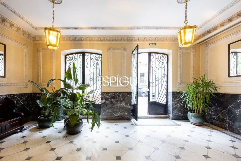 Foto b4d0526f-b3b0-41e6-879f-0cbad6b39f0c. Pis amb calefacció a Recoletos Madrid