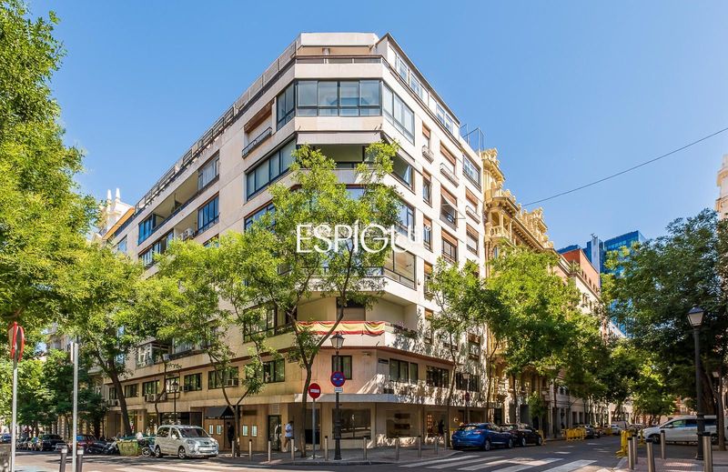 Foto f70bd4e6-b35a-4925-b14b-cdd2141ab434. Pis amb calefacció aparcament a Almagro Madrid