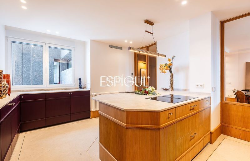 Piso en venta reformado con terraza en la torre valencia en Madrid - Imagen 33