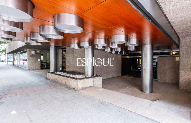 Piso en venta reformado con terraza en la torre valencia en Madrid - Imagen 44
