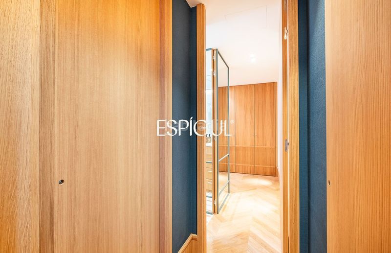 Piso en venta reformado con terraza en la torre valencia en Madrid - Imagen 54