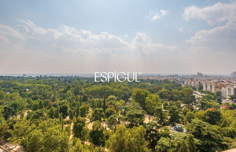 Piso en venta reformado con terraza en la torre valencia en Madrid - Imagen 58